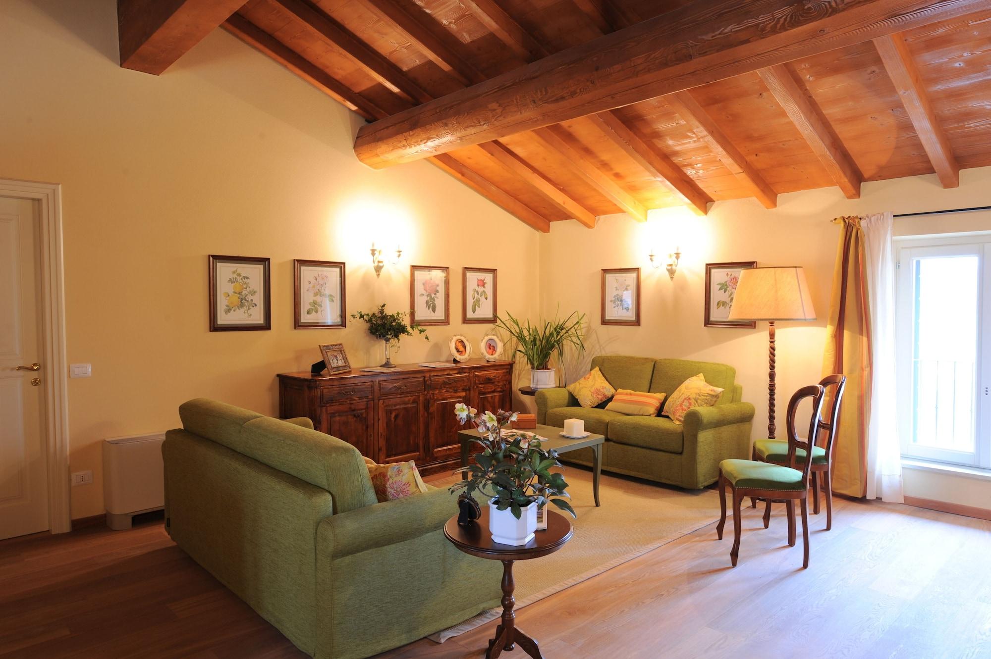 Relais Corte Paradiso Пескьера-дель-Гарда Экстерьер фото