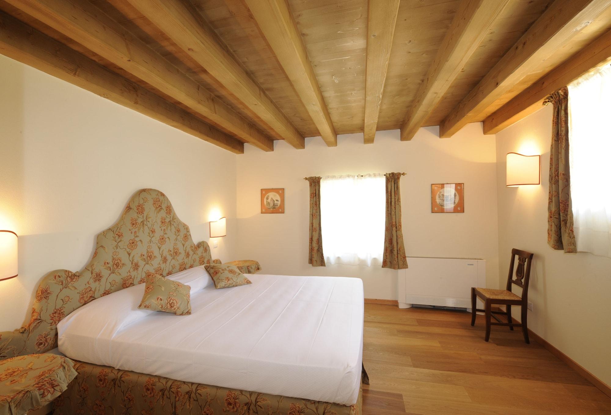 Relais Corte Paradiso Пескьера-дель-Гарда Экстерьер фото
