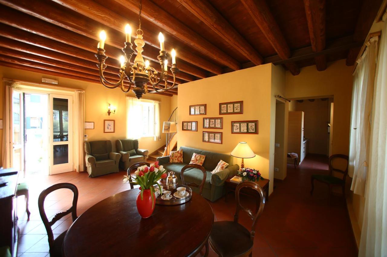 Relais Corte Paradiso Пескьера-дель-Гарда Экстерьер фото