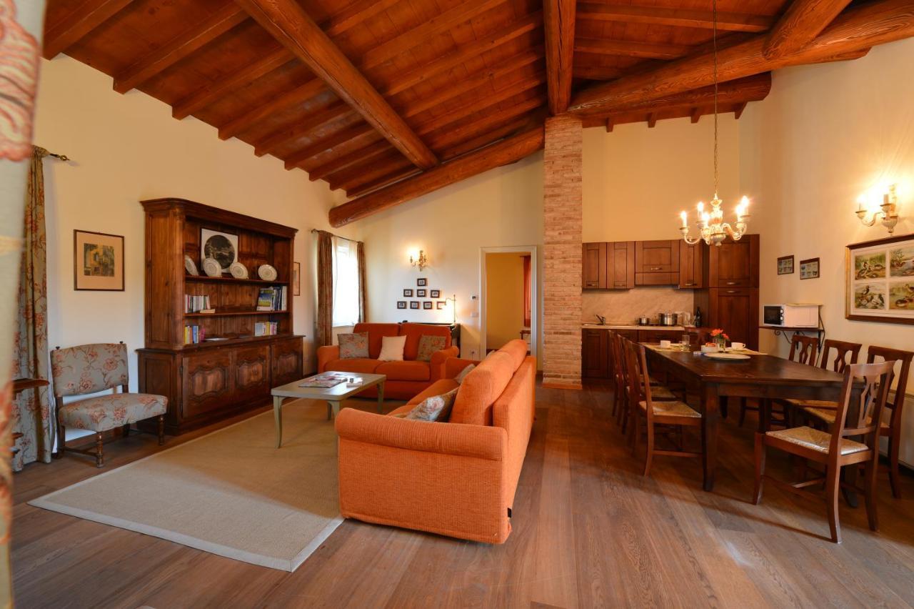 Relais Corte Paradiso Пескьера-дель-Гарда Экстерьер фото